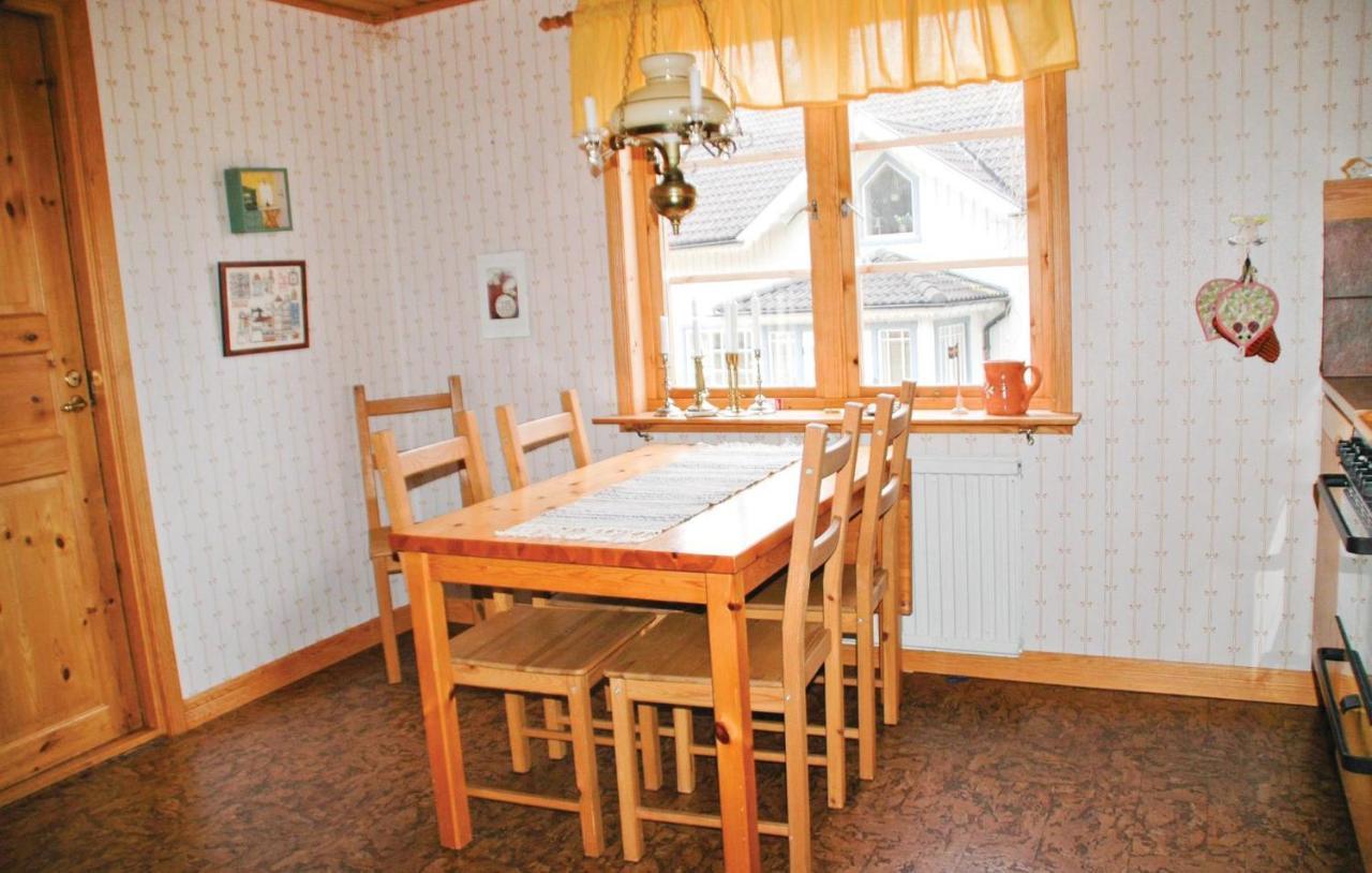 Cozy Home In Uddevalla With Wifi Haljebol Ngoại thất bức ảnh