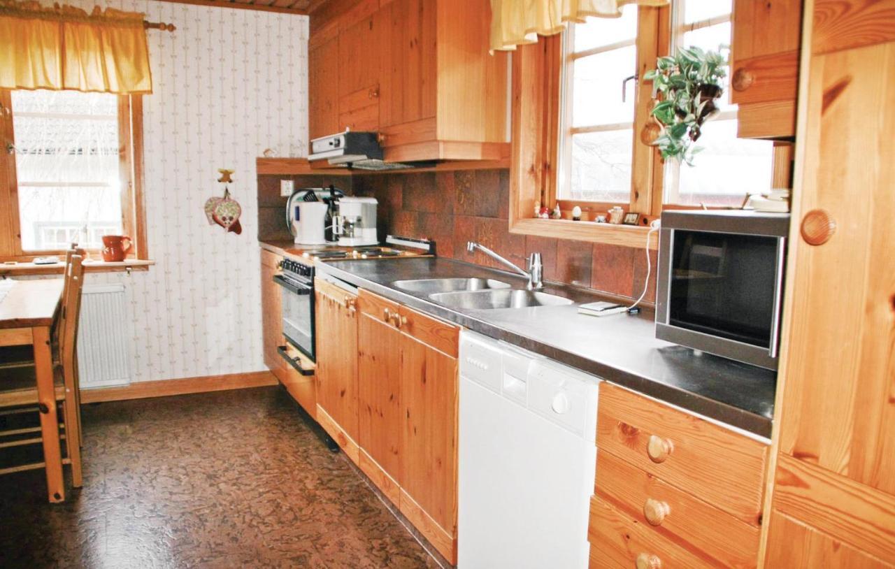 Cozy Home In Uddevalla With Wifi Haljebol Ngoại thất bức ảnh