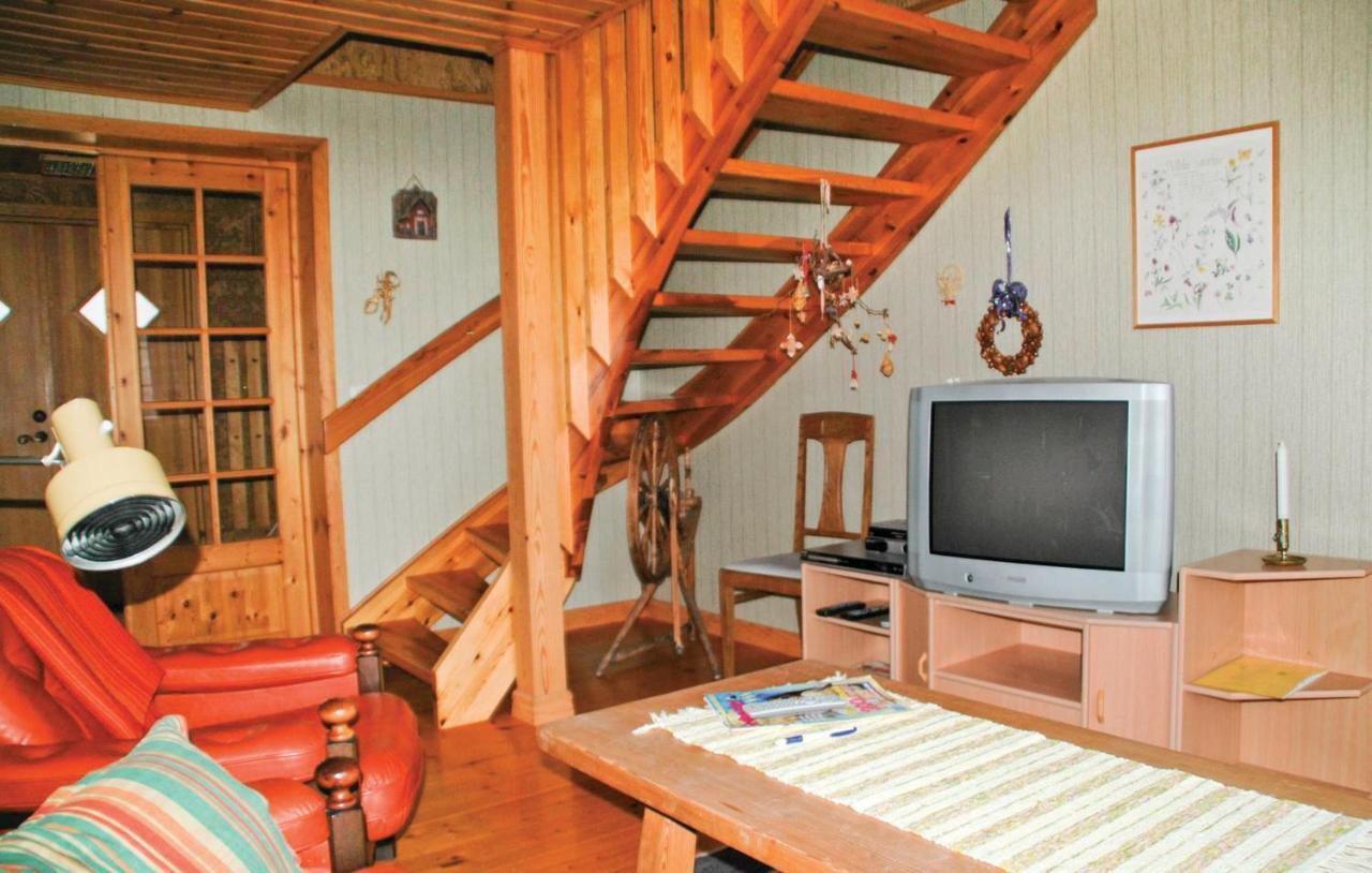Cozy Home In Uddevalla With Wifi Haljebol Ngoại thất bức ảnh