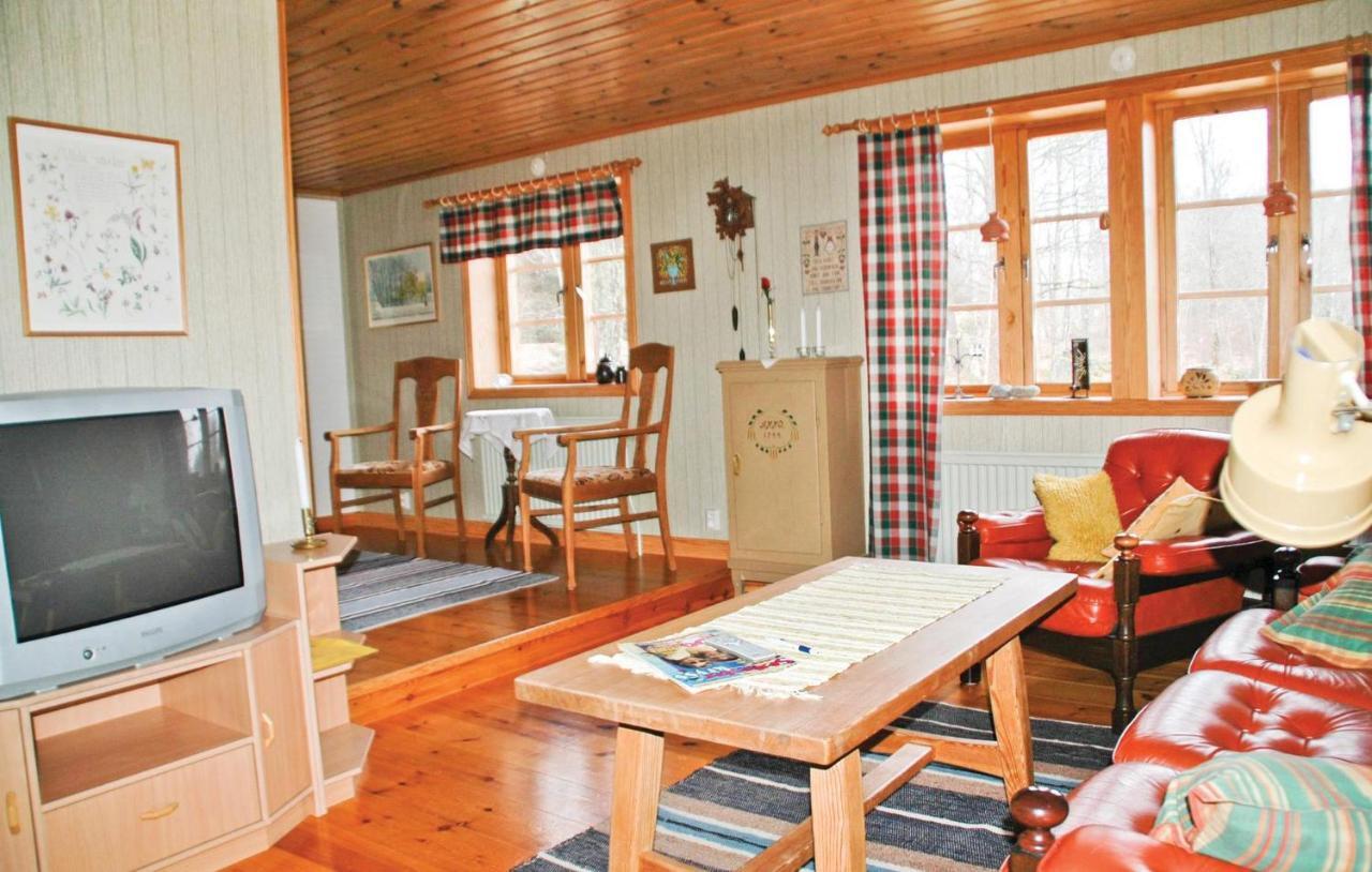 Cozy Home In Uddevalla With Wifi Haljebol Ngoại thất bức ảnh